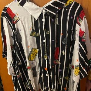 Hot Topic Hocus Pocus Disney Button-Up Shirt